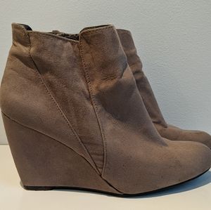 Faux suede taupe booties